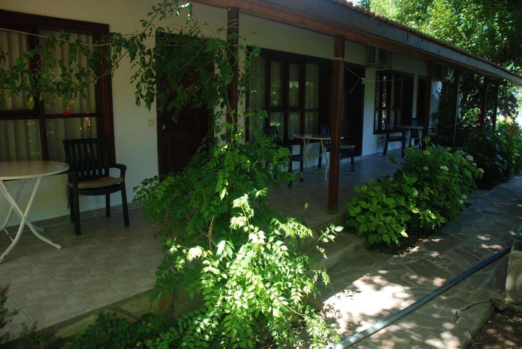 Dolunay Apart Hotel Чирали Екстериор снимка